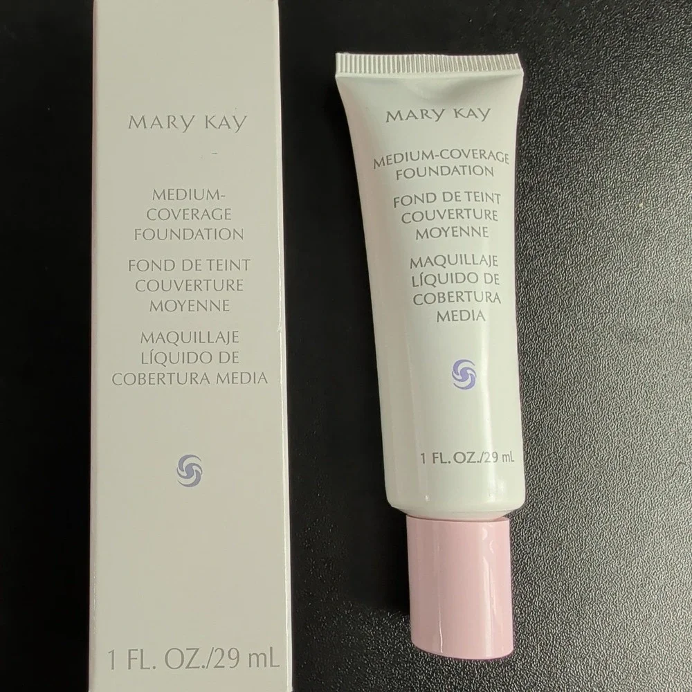 Mary Kay Medium-Coverage Foundation Bronze 507 1 fl oz New in Box 357800
